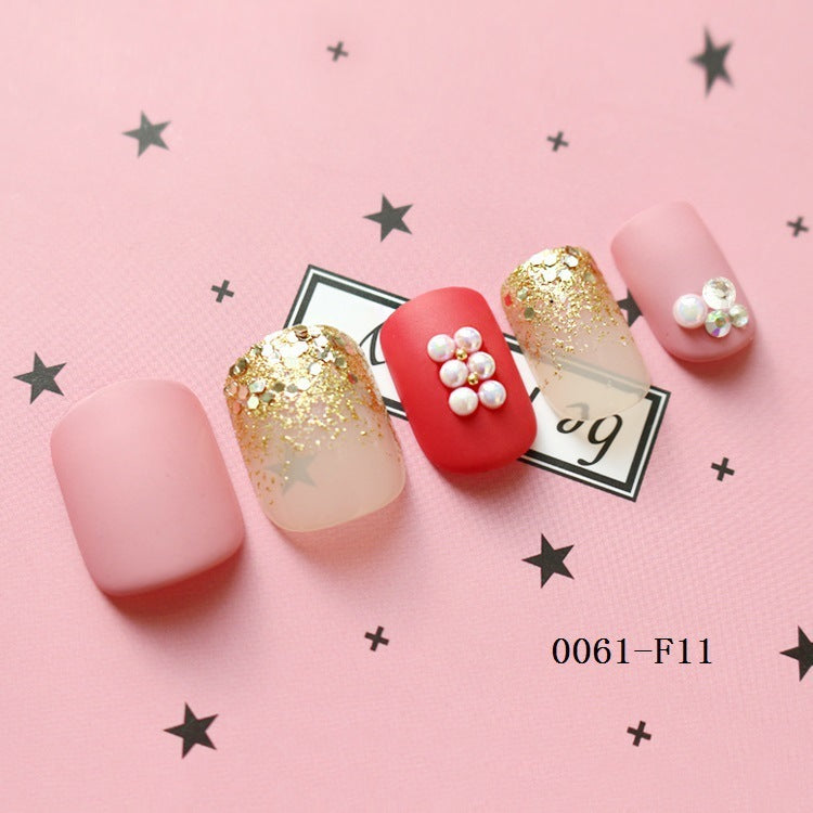 stick0gets: Eco-friendly nail art, fake nail